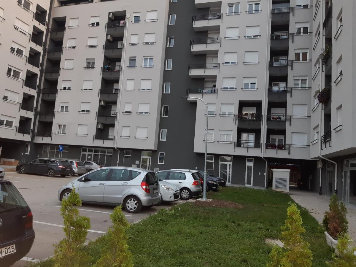 Apartman Dijana Μπάνια Λούκα Εξωτερικό φωτογραφία